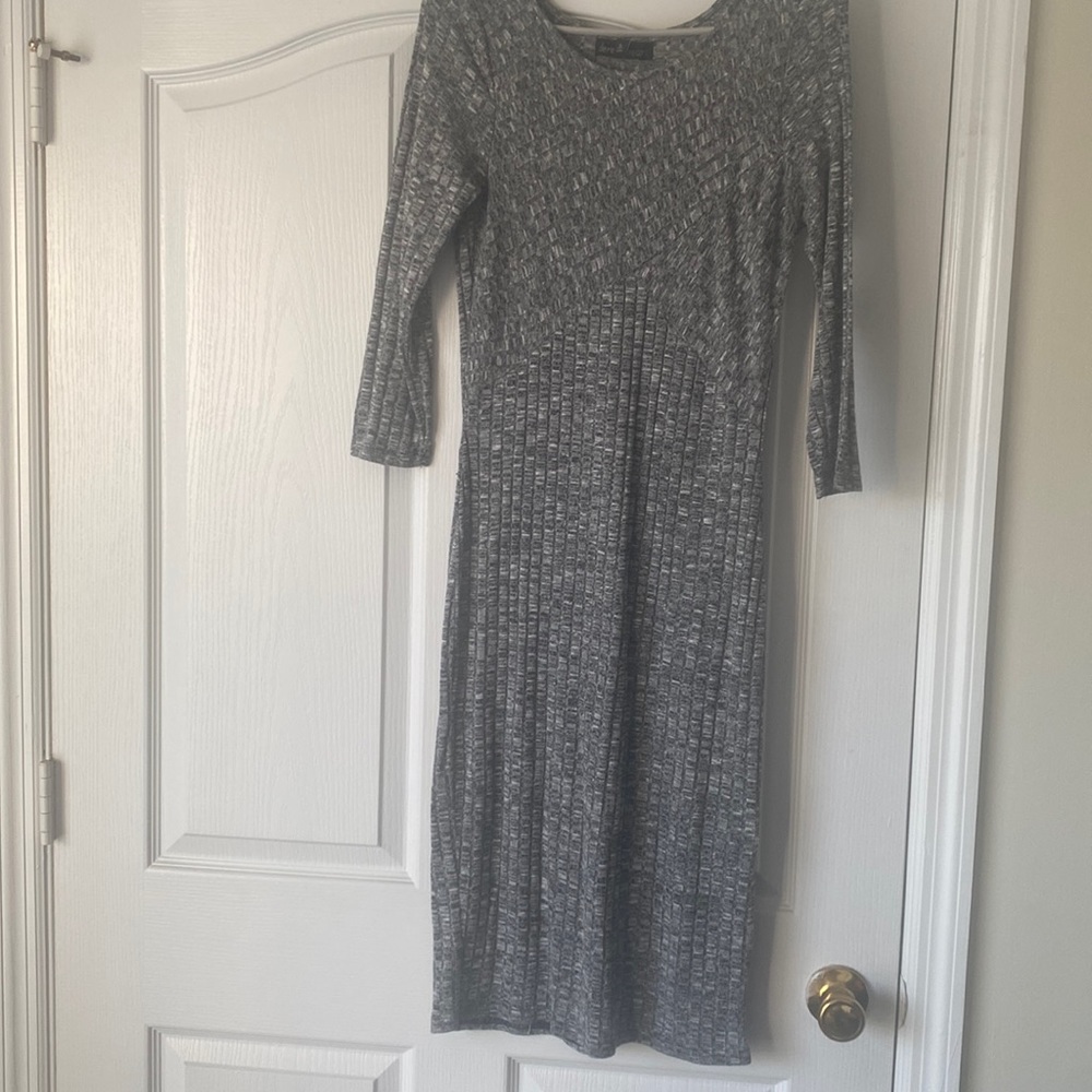 Very cute, sexy dress for the Fall!!